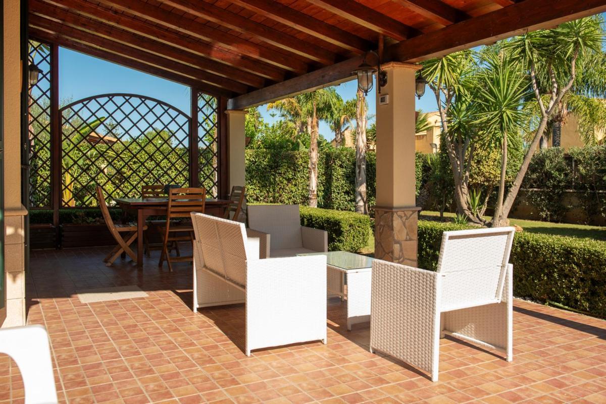 Villa Plumeria Кампофеличе-ди-Роччелла Экстерьер фото