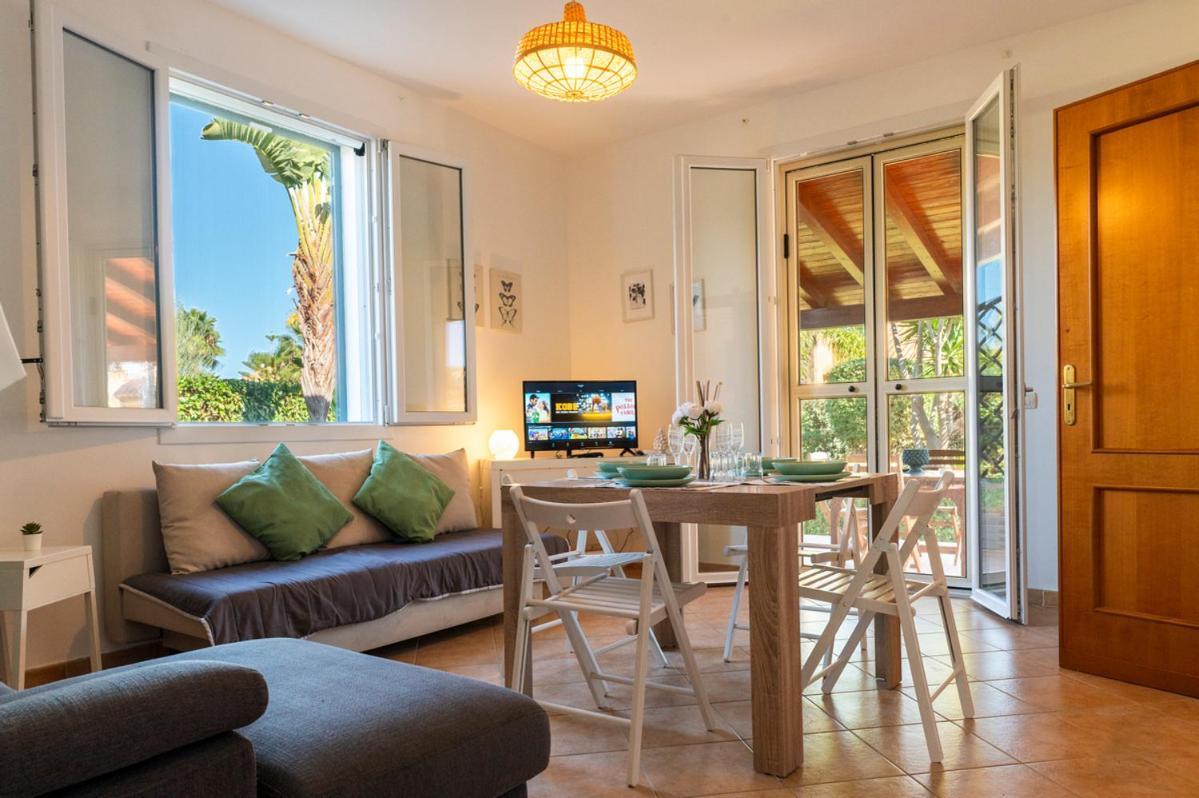 Villa Plumeria Кампофеличе-ди-Роччелла Экстерьер фото