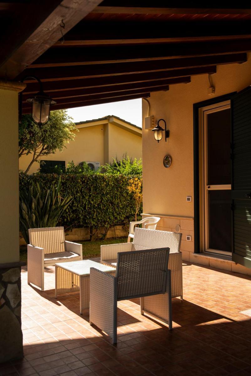 Villa Plumeria Кампофеличе-ди-Роччелла Экстерьер фото