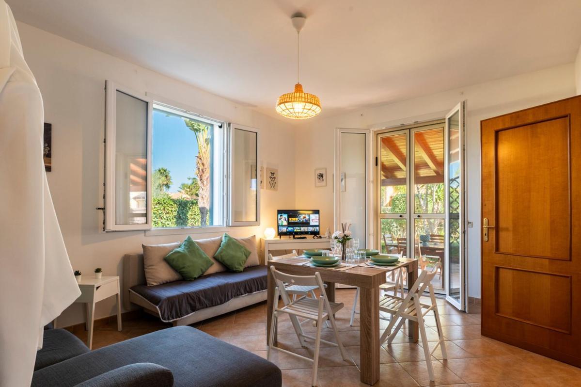 Villa Plumeria Кампофеличе-ди-Роччелла Экстерьер фото