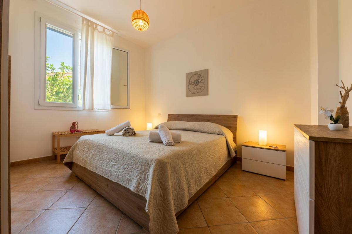 Villa Plumeria Кампофеличе-ди-Роччелла Экстерьер фото