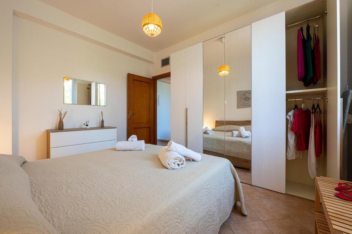 Villa Plumeria Кампофеличе-ди-Роччелла Экстерьер фото