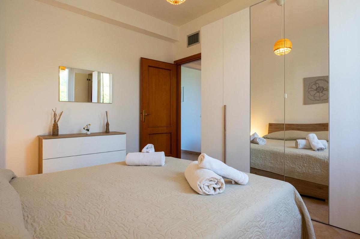 Villa Plumeria Кампофеличе-ди-Роччелла Экстерьер фото