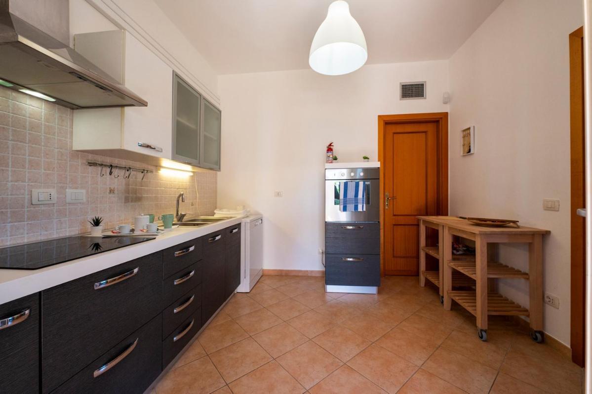 Villa Plumeria Кампофеличе-ди-Роччелла Экстерьер фото